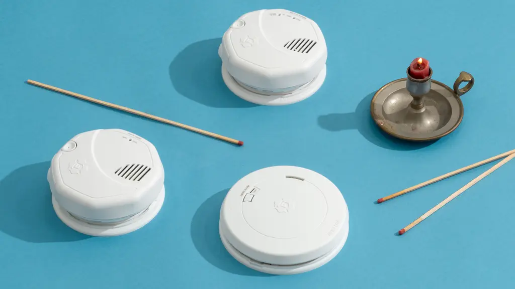 Synthetic or Shot? The Five Image Detectors That Know the Difference 1 Synthetic or Shot The Five Image Detectors That Know the Difference