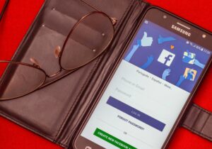 How to Grow a Facebook Page to Its First 1000 Likes